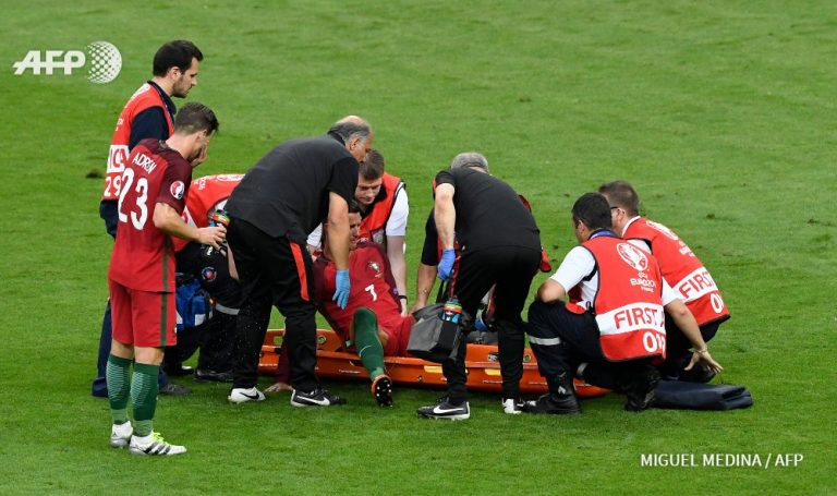 Cristiano sufre un esguince en el ligamento lateral de su rodilla y podrá perder la Supercopa