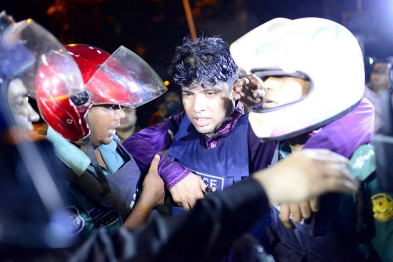 Finalizado el asalto: 13 rehenes rescatados en el restaurante español de Dacca (Bangladesh)