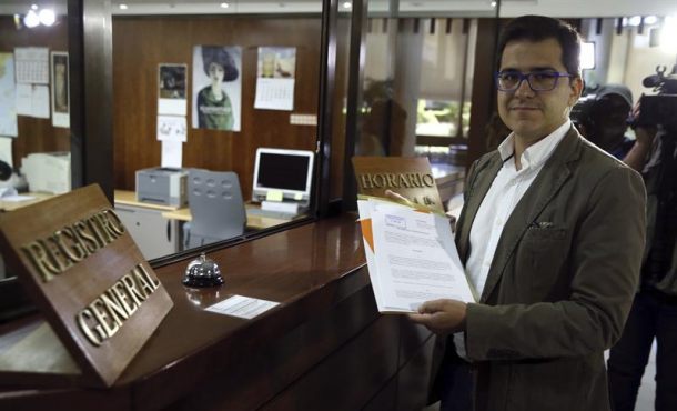 El diputado autonómico por Ciudadanos y vicepresidente segundo del Parlament de Cataluña, José María Espejo-Saavedra, presentó el informe requerido por el Tribunal ... Efe