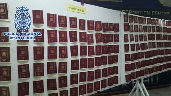 La Policía Nacional participa en la desarticulación de una red internacional de falsificación y distribución de pasaportes en Tailandia. Lasvocesdelpueblo.