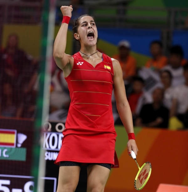 La española Carolina Marín, hoy celebrando su pase a la lucha por las medallas. lasvocesdelpueblo.