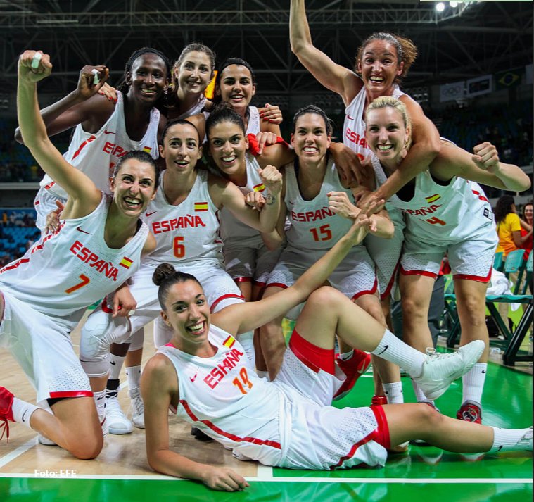 La selección española de baloncesto femenino se ha hecho un hueco en la historia de este deporte al conseguir la medalla de plata en Río 2016. Lasvocesdelpueblo..
