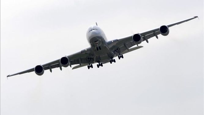 William Potts, de 56 años, está acusado de piratería aérea por desviar un avión de la aerolínea Piedmont hacia La Habana cuando el aparato se aproximaba a Miami, destino del vuelo. EFE