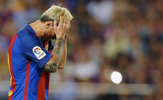 el-delantero-argentino-del-fc-barcelona-leo-messi-durante-el-partido-de-la-tercera-jornada-de-liga-en-primera-division-ante-alaves-disputado-en-el-estadio-del-campo-nuevo-efe