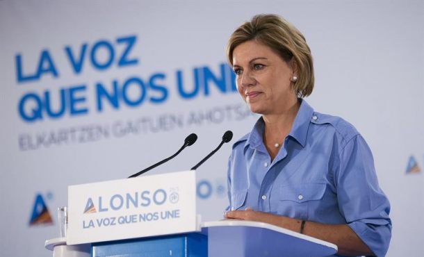 Fotografía facilitada por el Partido Popular de la secretaria general del PP, María Dolores de Cospedal, que ha afirmado hoy que la decisión del dirigente del PSOE, Pedro Sánchez... Efe.