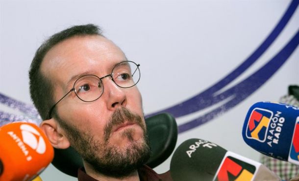 el-secretario-de-organizacion-de-podemos-pablo-echenique-durante-la-rueda-de-prensa-que-ha-ofrecido-en-zaragoza-tras-la-reunion-del-consejo-de-coordinacion-de-su-partido-efe