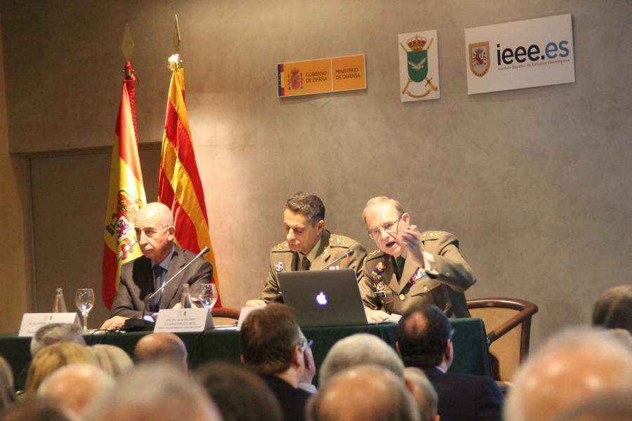 carrer-de-balmes-169bis-08006-barcelona-espana-conferencia-origen-evolucion-y-prevision-para-el-daesh-lasvocesdelpueblo