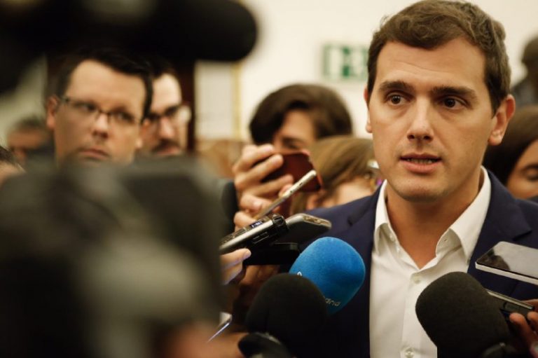 Albert Rivera: Pide «devolver a la clase media lo sufrido por la crisis, no es tiempo de más recortes»
