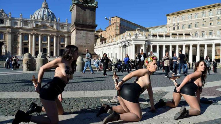 Bermán (PP) pide «plantar cara al cáncer» feminista con la derogación de la Ley de Violencia de Género
