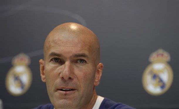 el-entrenador-del-real-madrid-zinedine-zidane-durante-la-rueda-de-prensa-efe