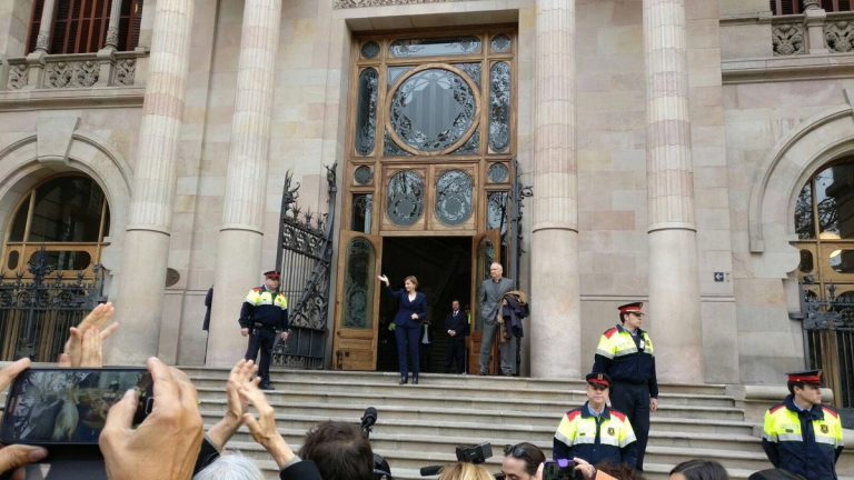 Forcadell declara ante TSJC por prevaricación y desobediencia, solo responde a sus abogados