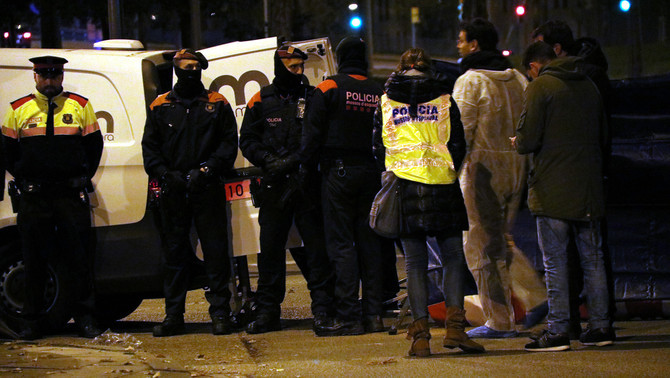 avenida-meridiana-de-barcelona-lunes-2-de-enero-de-2017-pasado-las-12-45h-de-la-madrugada-un-muerto-y-dos-heridos-graves-por-arma-de-fuego-en-la-meridiana-de-barcelona-acn