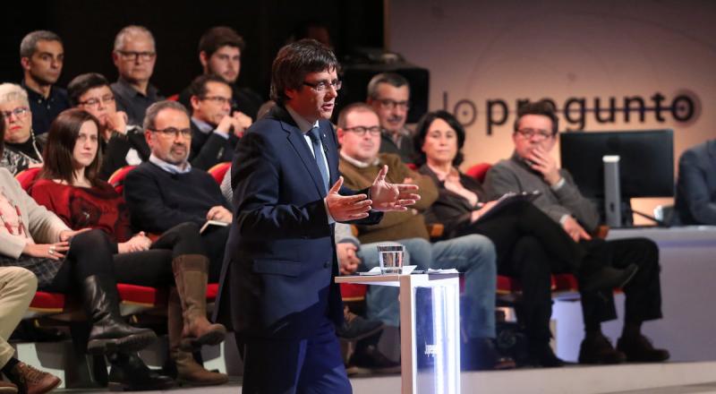 El presidente de Cataluña, Carles Puigdemont, durante el programa 'Yo Pregunto' de TV3., en una imagen de ACN. Lasvocesdelpueblo