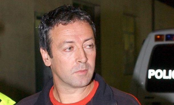 El presunto ex miembro del comando Madrid de ETA Antonio Gabiola Goyogana, tras ser extraditado por Francia para ser juzgado... Efe