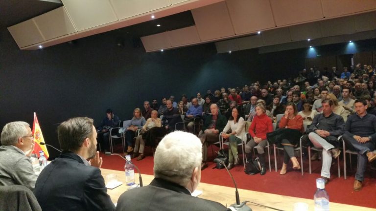 Lara (VOX): «Muchos de los problemas que sufre España se deben a la actitud cobarde del PP»