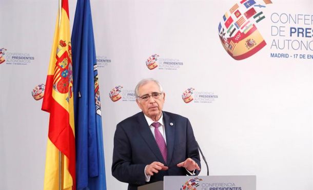 En la imagen, el presidente de Melilla, el popular Juan José Imbroda, durante la Conferencia de los Presidente autonómicos celebrada en Madrid. Archivo Efe.