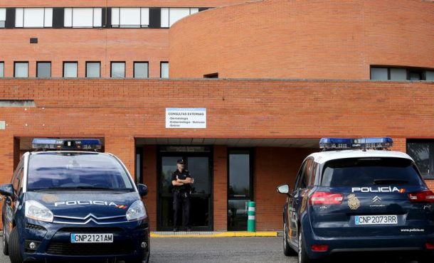 Una mujer ha sido hallada muerta este domingo, con cuchilladas en su cuerpo, en la localidad orensana de Carballino, y los investigadores creen... Archivo Efe Archivo Efe.