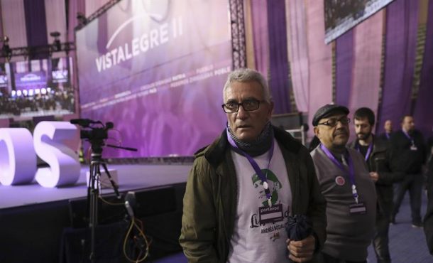 El diputado de Podemos Diego Cañamero, hoy poco antes del inicio de la primera jornada de la Asamblea Ciudadana Estatal de Vistalegre que definirá el futuro de Podemos. EFE