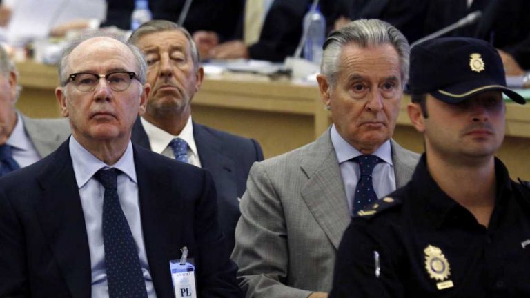 La Justicia condena a 6 años de cárcel a Blesa (PP) y a 4 y medio Blesa a Rato (PP) por las tarjetas negras