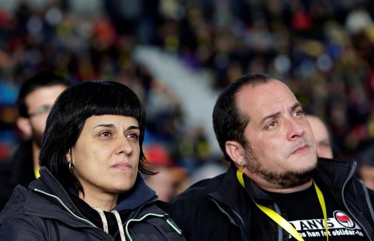 CUP: Si hay «amenaza con el uso de la fuerza contra» el separatismo se suspende el Referéndum