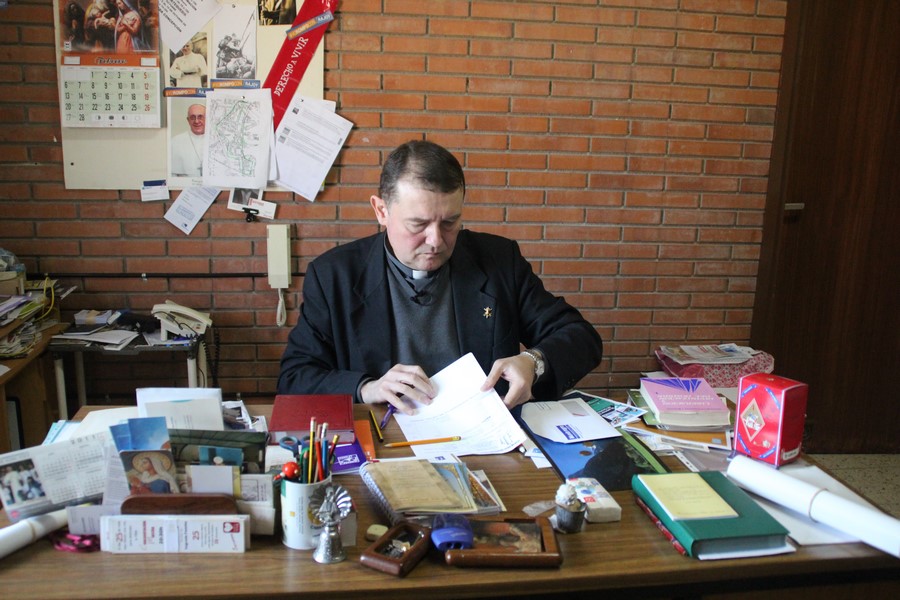 1 Entrevista con el sacerdote catalán, Custodio Ballester Bielsa, párroco de la Inmaculada Concepción de Hospitalet (Barcelona) España. 25.02.2017. Lasvocesdelpueblo (22 (40)