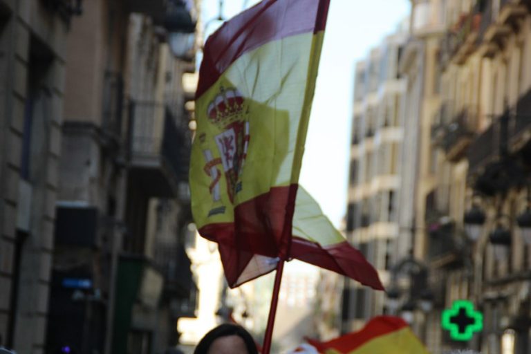 Convocan una concentración para pedir la «intervención» del Gobierno en Cataluña