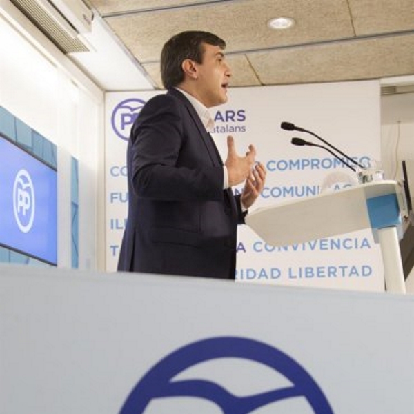 El secretario de Estado de Relaciones con las Cortes, José Luis Ayllón, coordinador de la ponencia política para el XIV congreso del PPC. Efe