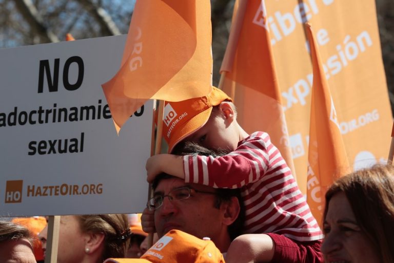 HazteOír: 8 mil «Muchas Gracias» por el apoyo multitudinario contra «adoctrinamiento» feminista