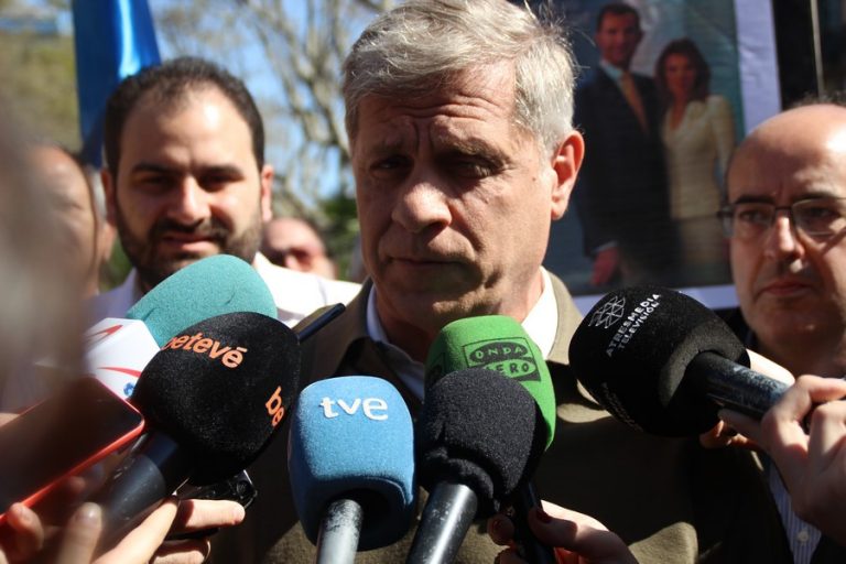 Alberto Fernández rechaza «excusas» de Colau sobre la paralización de las obras de Las Glorias