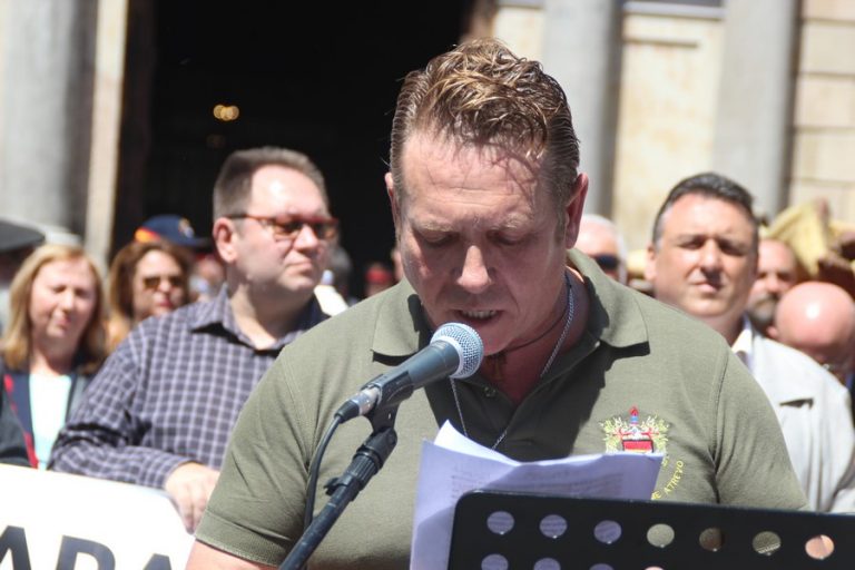 Legionario: «Estamos hartos» del separatismo, «estamos dispuestos a luchar en Cataluña»