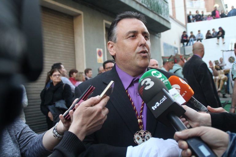 Presidente de NOSOTROS: «Los Mozos de Escuadra» eliminan el «español de su página web» 