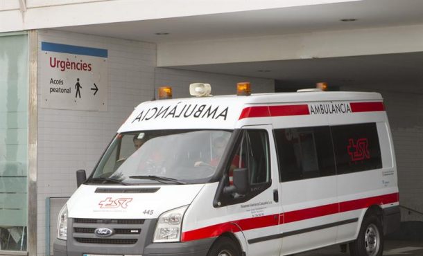 Una ambulancia en un archivo Efe.