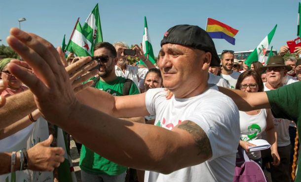 Andrés Bódalo, condenado a tres años y medio de cárcel por agredir en el 2012 a un concejal socialista de Jódar (Jaén) durante una protesta del SAT. Efe