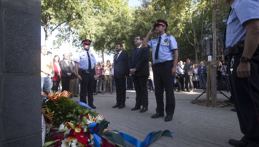 HOMENAJE A LAS VICTIMAS DEL ATENTADO DE ETA EN HIPERCOR