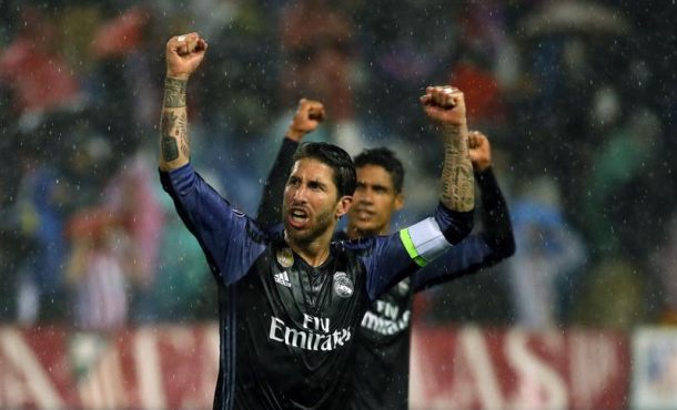 El defensa del Real Madrid, Sergio Ramos, celebra el pase del equipo madridista a la final de la Liga de Campeones. Efe