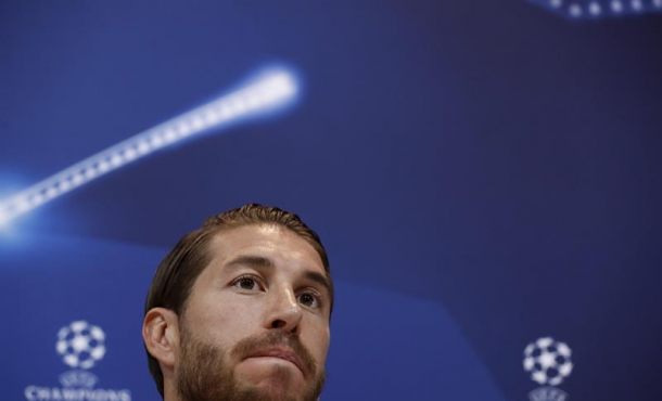 El defensa del Real Madrid Sergio Ramos, durante la rueda de prensa ofrecida tras el entrenamiento que ha realizado hoy, martes 9 de mayo de 2017. Efe