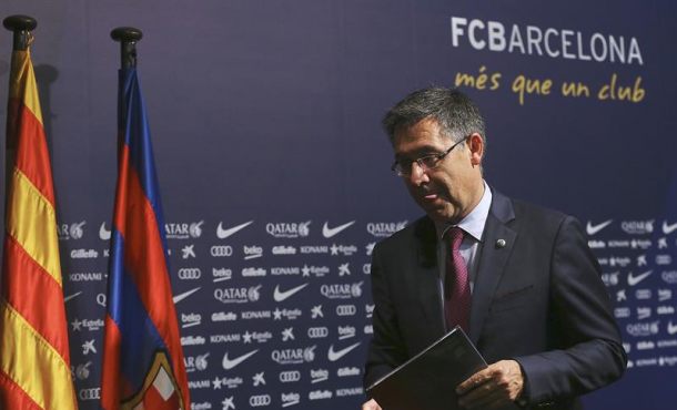 El presidente del FC Barcelona Josep Maria Bartomeu, hoy momentos antes de ofrecer una rueda de prensa en el Campo Nuevo de Barcelona. Efe.