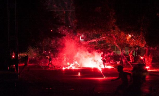Un grupo de personas participa en una manifestación en la ciudad de Barquisimeto (Venezuela). Efe.