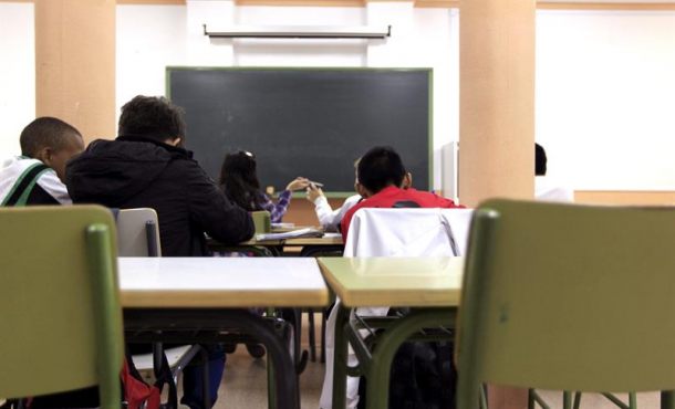 Vista de un aulas de un instituto de Madrid. Archivo Efe.
