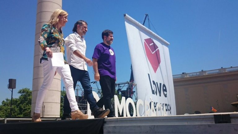 A prisión líderes golpistas de ANC y Òmnium por promover odio y rencor en Cataluña