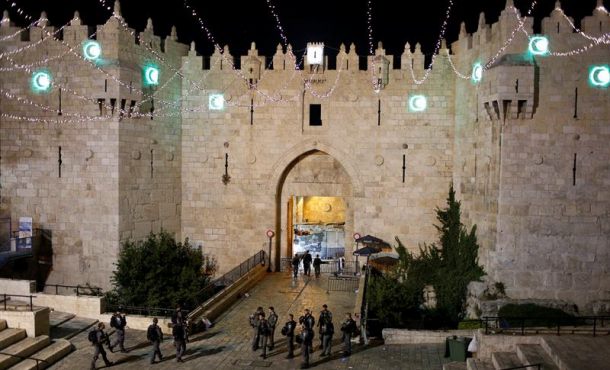 Israel border police at the scene of an attack near Damascus Gate in the Old City of Jerusalem, Israel, 16 June 2017. Efe.