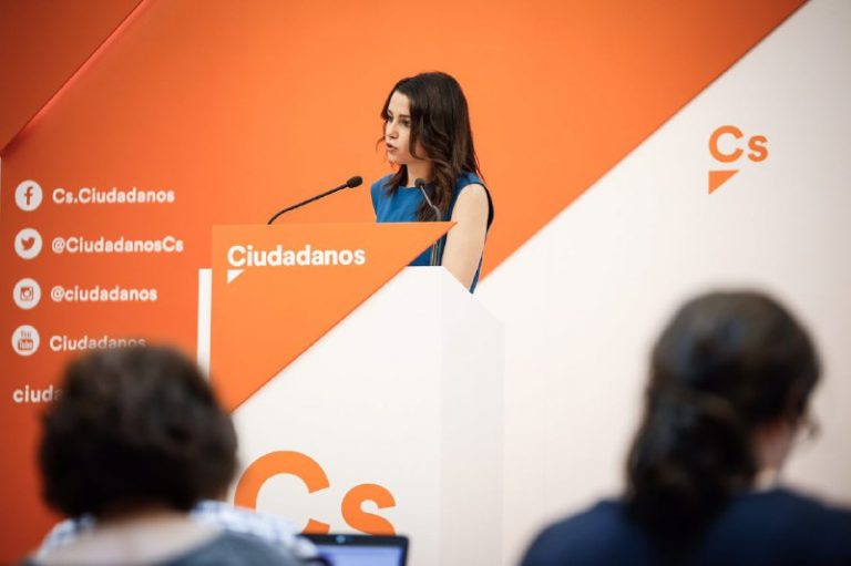 Inés: «La solución no es que» Pablo Iglesias «gobierne junto a Bildu y con Rufián de Ministro»