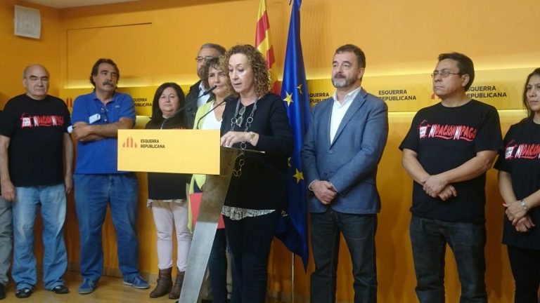 PDeCAT y ERC piden la comparecencia del ministro de Hacienda por «condicionar el referéndum»