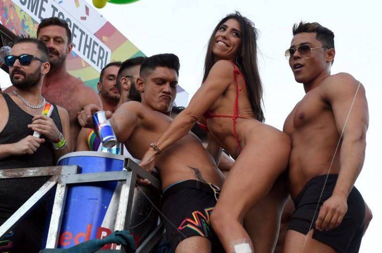 Un clamo multitudinario a favor de «libertad sexual» convierte a Madrid en epicentro del LGTB