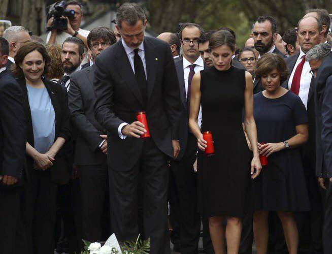 Cataluña (España), sábado 19 de agosto de 2017. En la imagen, primera fila de izquierda a la derecha. lasvocesdelpueblo