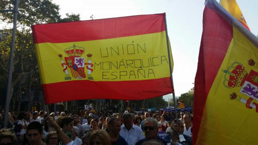FOTOGRAFÍA. BARCELONA (ESPAÑA), 26.08.2017. Los catalanes, simpatizantes de «Asociación Unión Monárquica española». Ñ pueblo
