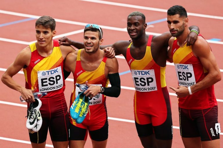 El relevo español 4×400 por tercera vez en una final mundial