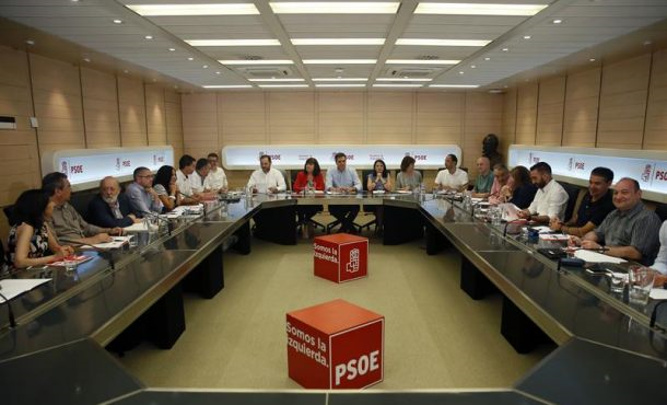 Reunión de una Ejecutiva del PSOE. Archivo Efe