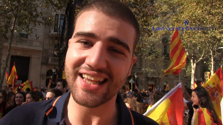 Un Joven catalán denuncia el «desprecio» separatista porque «somos catalanes y españoles»