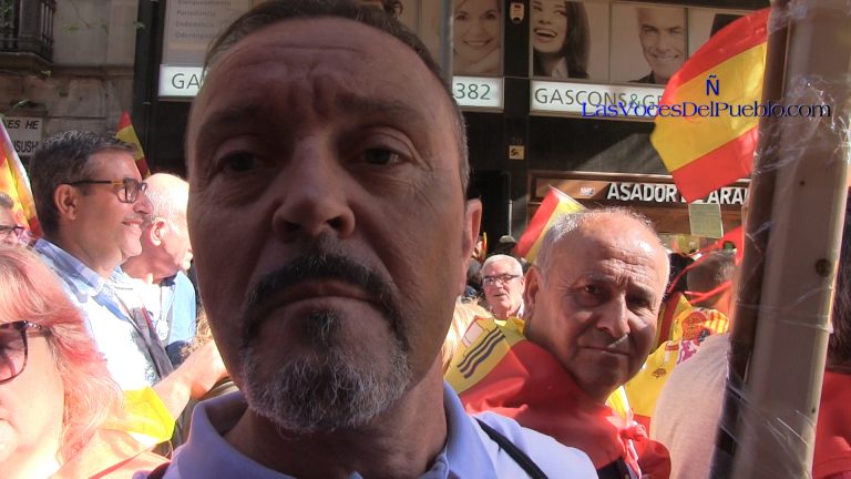 Antonio espera que «Puigdemont tenga los cojones para declarar la independencia de Cataluña»